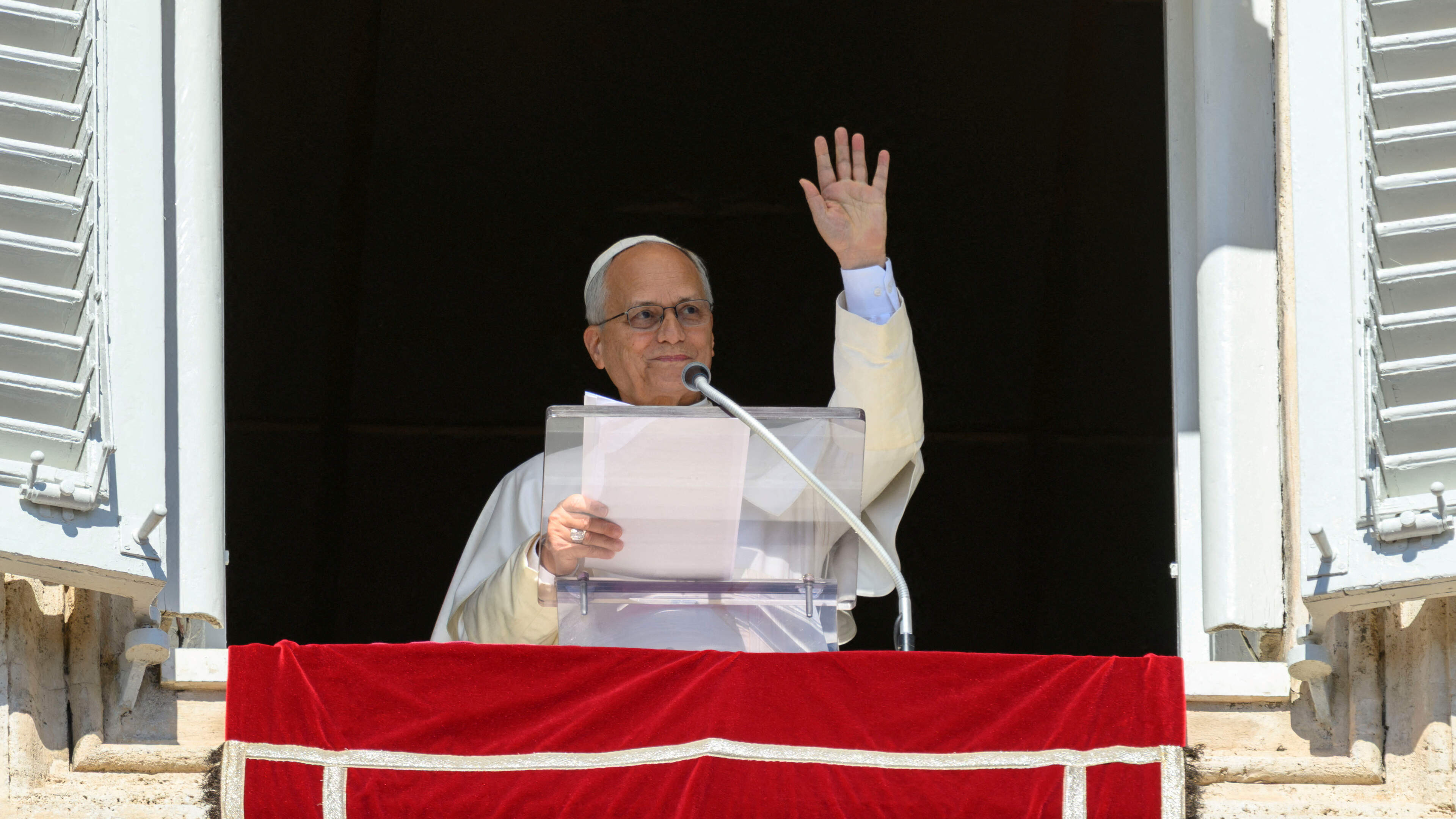 Pope Leo to have surgery for small growth on lung